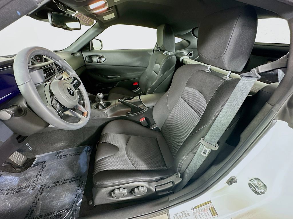 Certified 2024 Nissan Z Sport w/ Floor Mat Package image 28