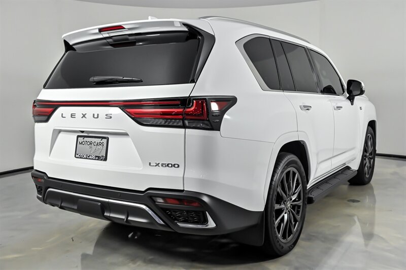 Used 2025 Lexus LX 600 F Sport AWD/4WD image 10