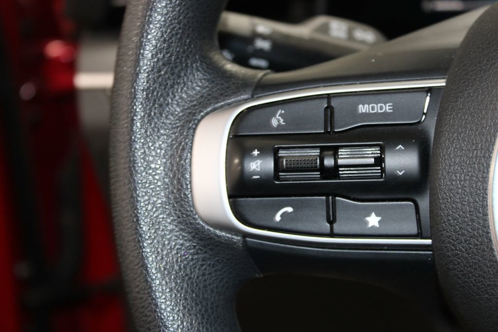 Used 2025 Kia K5 LXS image 26