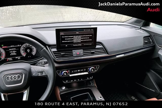 Used 2023 Audi Q5 2.0T Prestige w/ Prestige Package AWD/4WD image 6