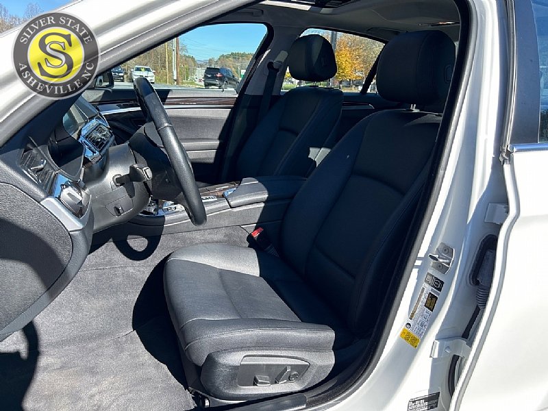Used 2014 BMW 528i Sedan image 12