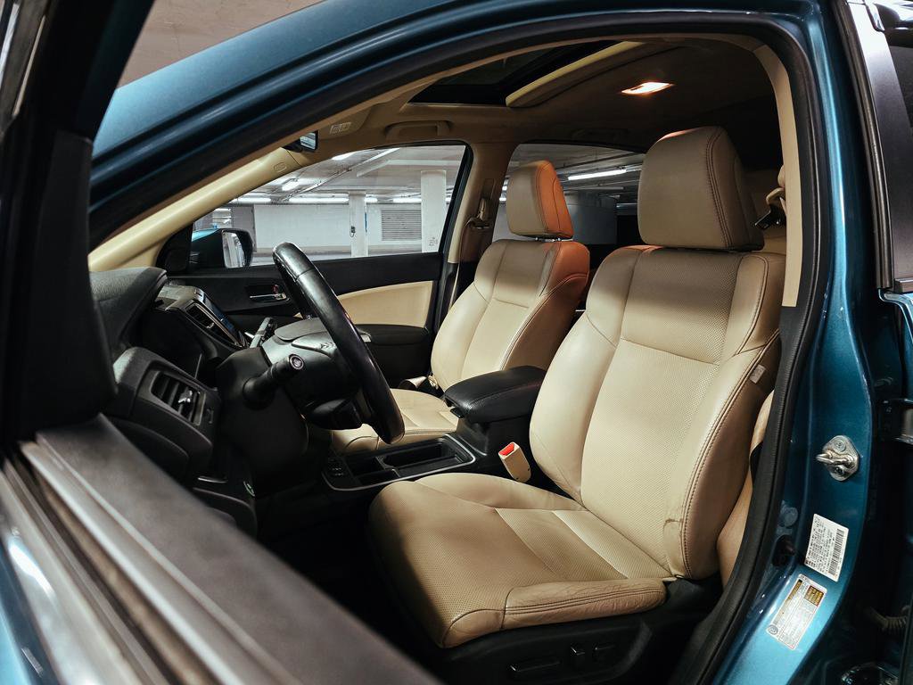 Used 2015 Honda CR-V Touring image 16