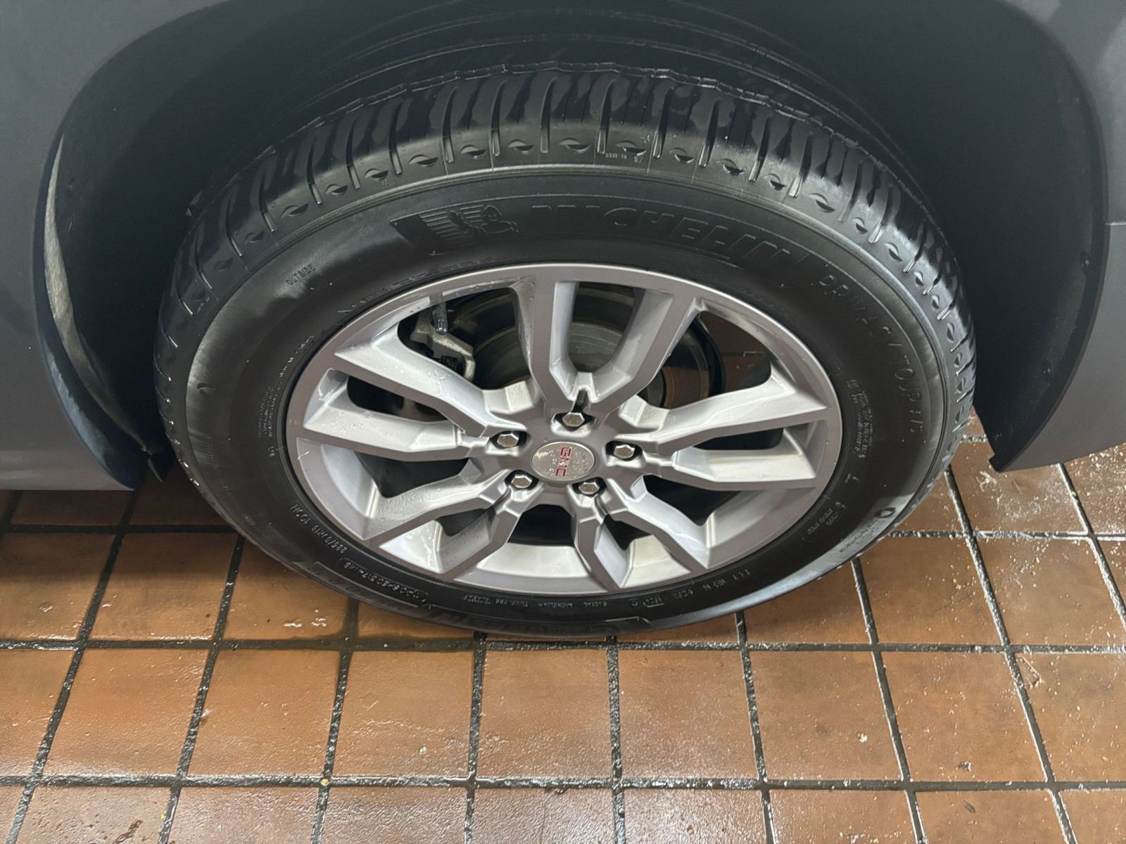 Used 2024 GMC Terrain SLT AWD/4WD image 25