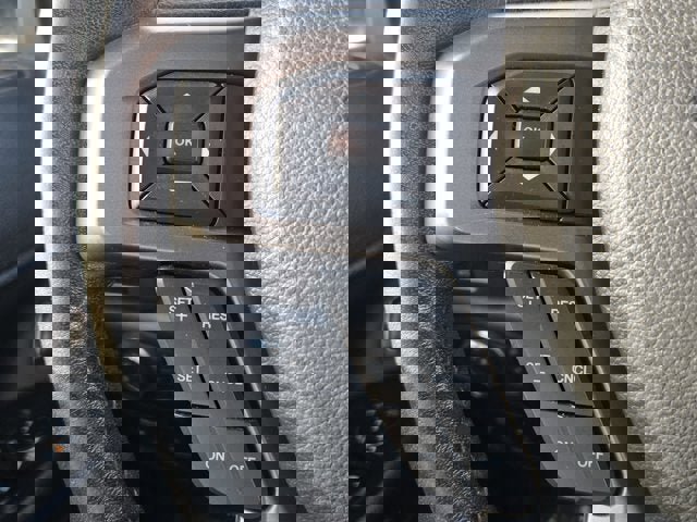 Used 2018 Ford Expedition Max XLT w/ Equipment Group 202A image 29