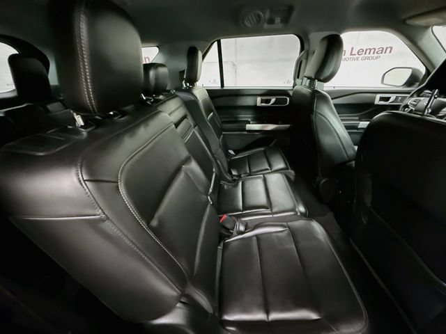 Used 2022 Ford Explorer XLT w/ Equipment Group 202A RWD image 25