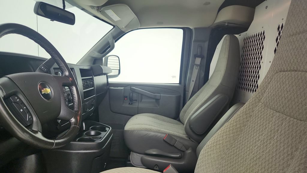 Used 2021 Chevrolet Express 2500 w/ Driver Convenience Package RWD image 15