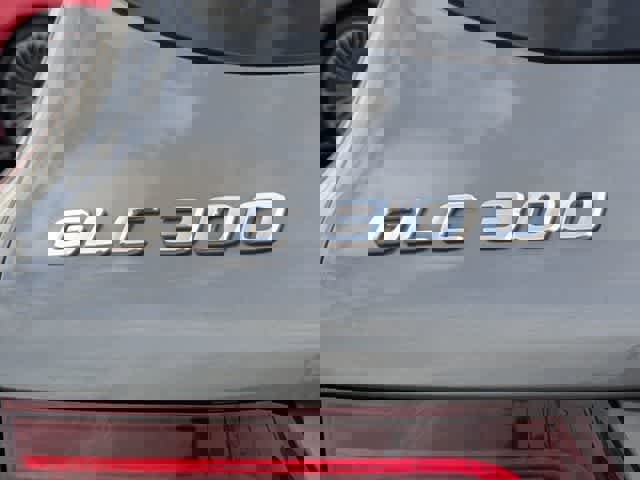 Certified 2022 Mercedes-Benz GLC 300 w/ Premium Package Lite image 12