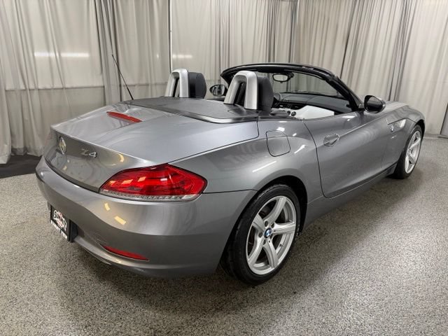 Used 2011 BMW Z4 sDrive30i RWD image 3
