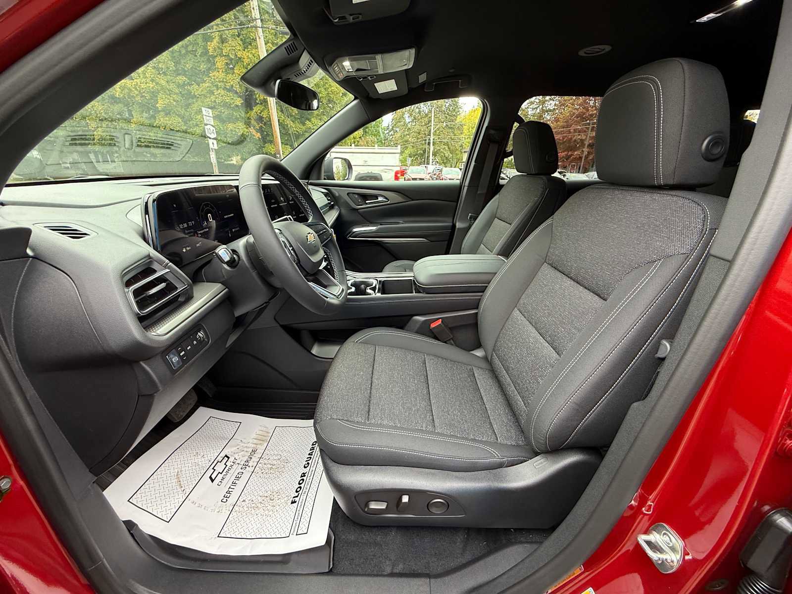 New 2026 Chevrolet Traverse LT w/ LPO, Floor Liner Package image 16