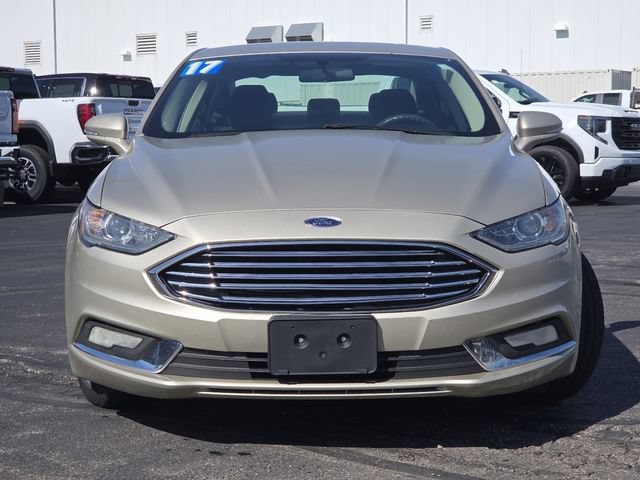 Used 2017 Ford Fusion SE w/ Fusion SE Technology Package FWD image 14