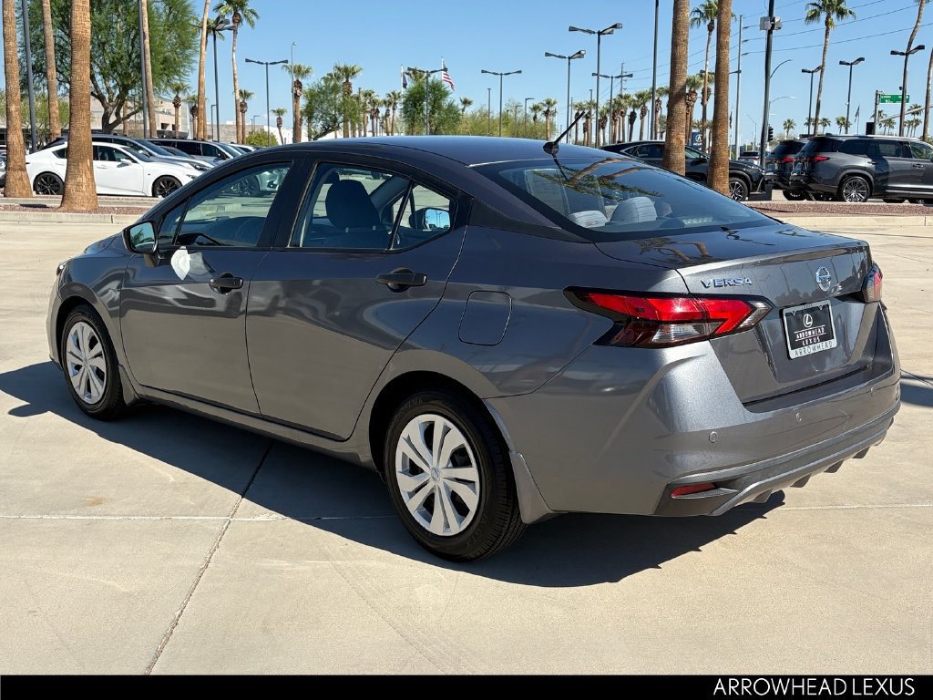 Used 2020 Nissan Versa S FWD image 4