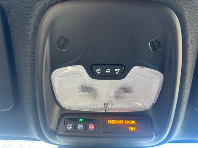 Used 2025 Chevrolet Colorado Z71 w/ Technology Package image 55