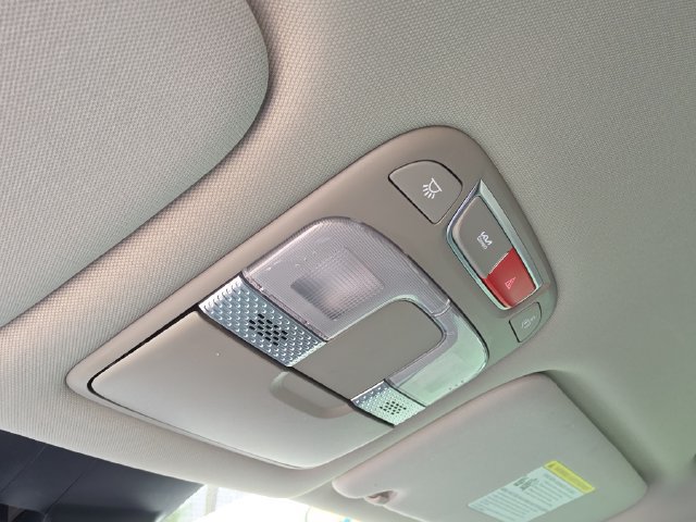 Used 2024 Kia Telluride S FWD image 30