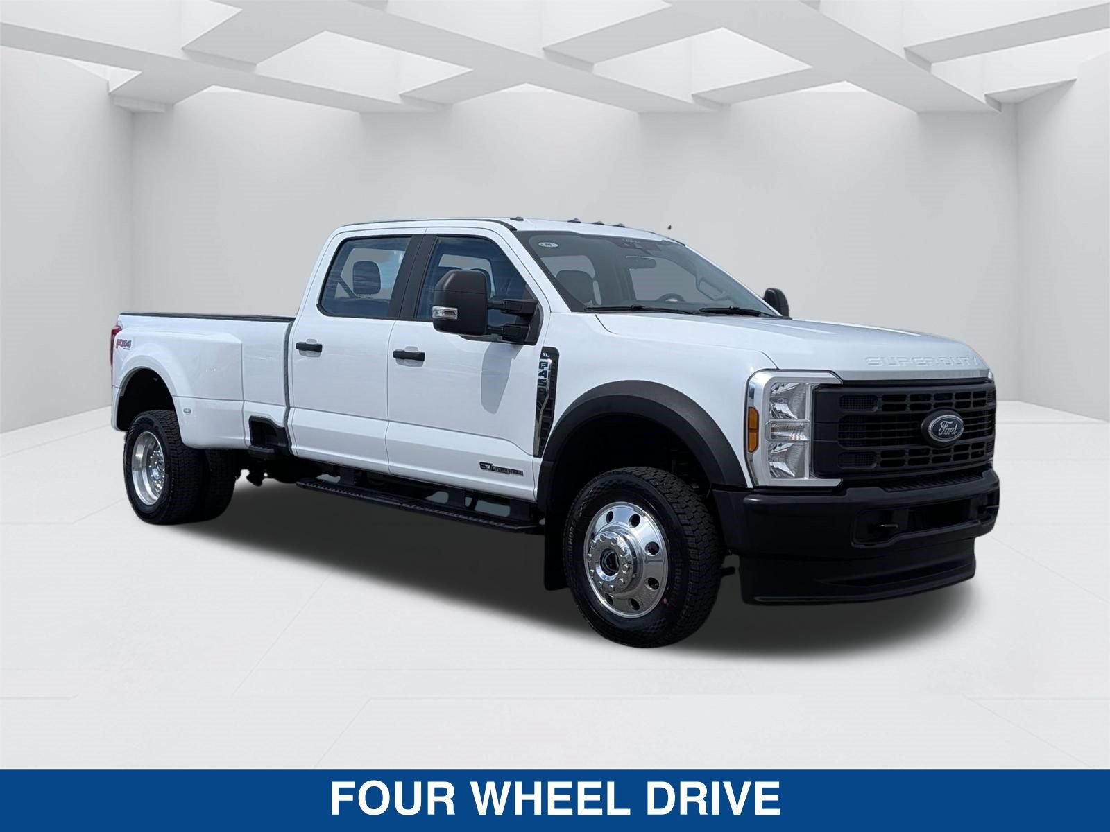 New 2026 Ford F450 XL w/ FX4 Off-Road Package AWD/4WD video 3