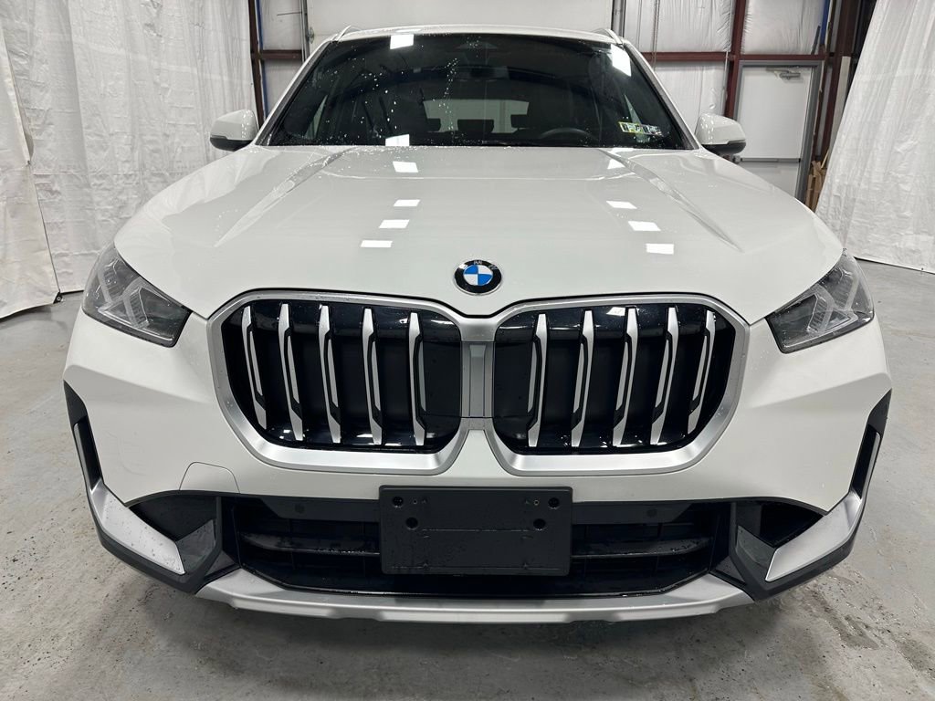 Used 2025 BMW X1 xDrive28i image 2