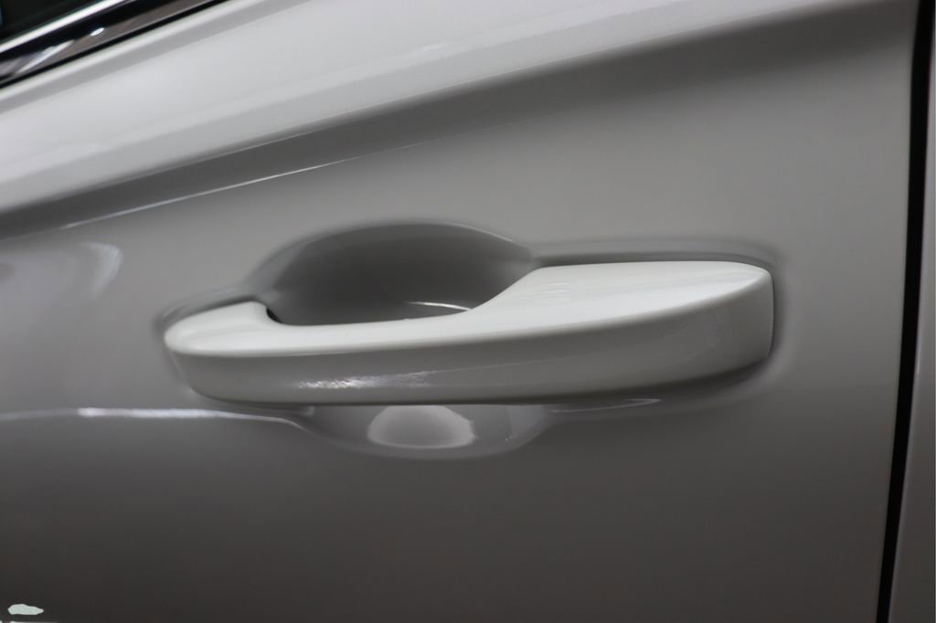 New 2026 Honda CR-V EX-L image 5