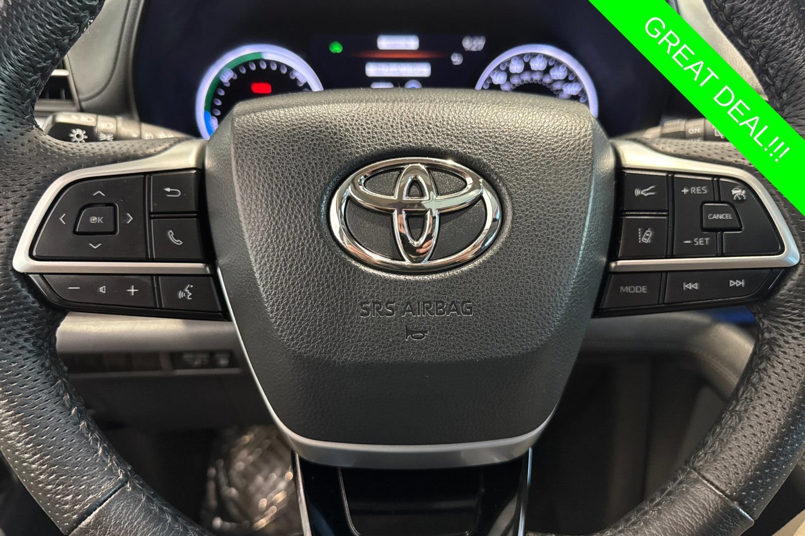 Certified 2023 Toyota Sienna Limited FWD image 25