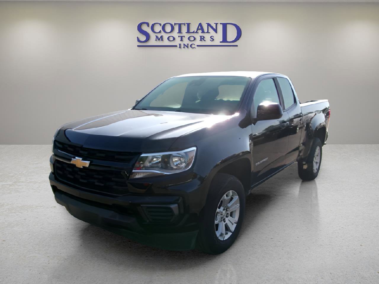 Used 2022 Chevrolet Colorado LT w/ Fleet Safety Package RWD image 2