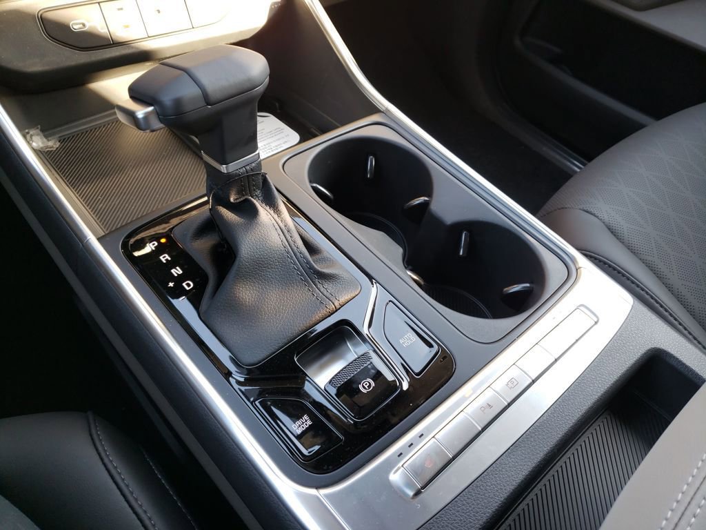 New 2026 Kia Carnival EX FWD image 23