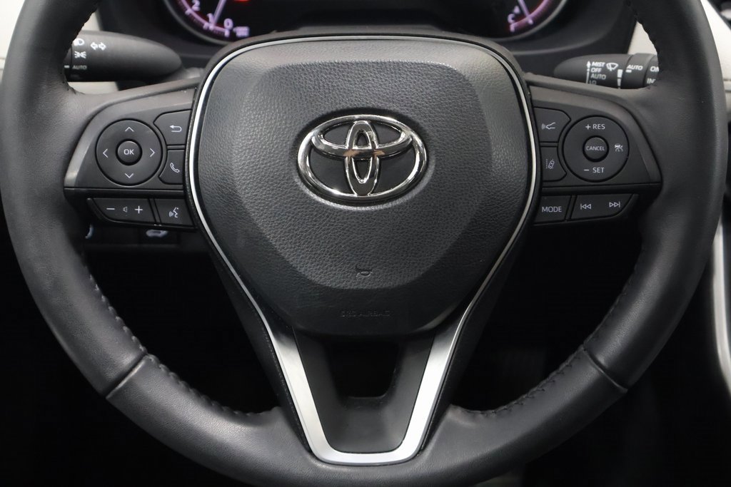 Used 2023 Toyota RAV4 XLE image 17