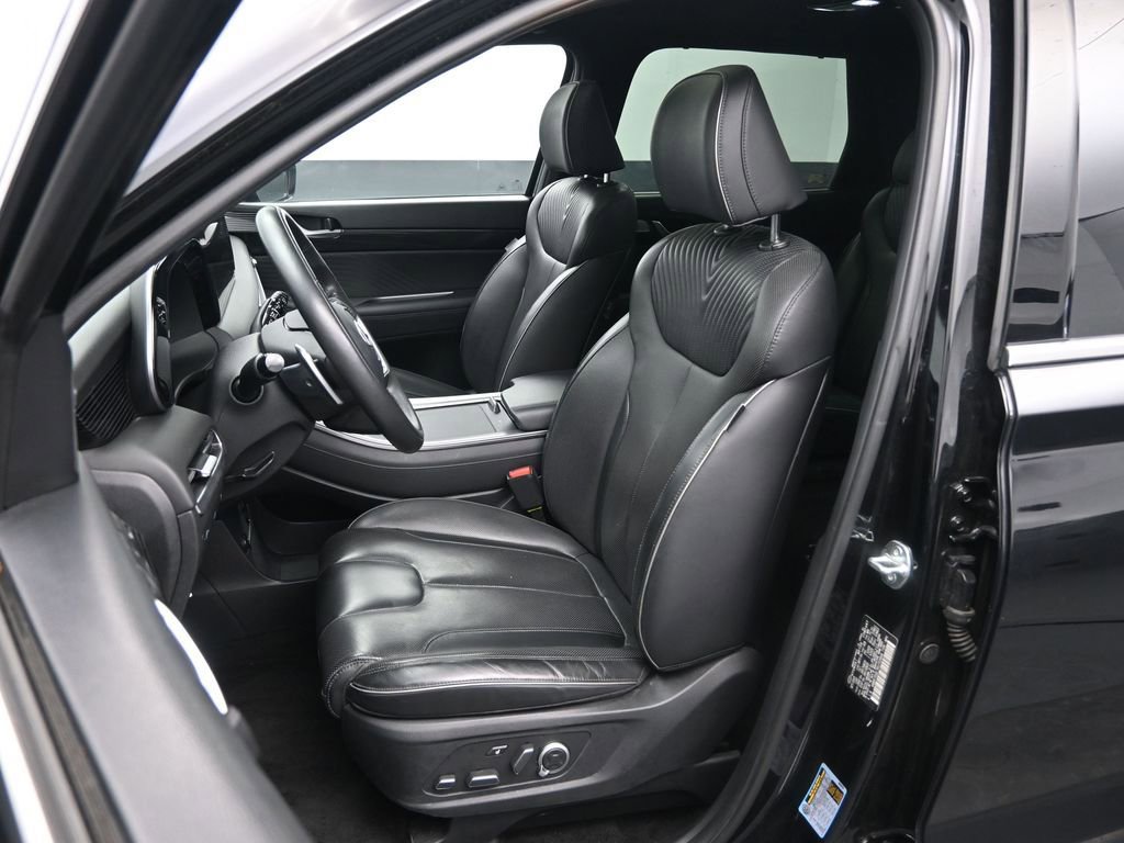 Used 2024 Hyundai Palisade Calligraphy image 22