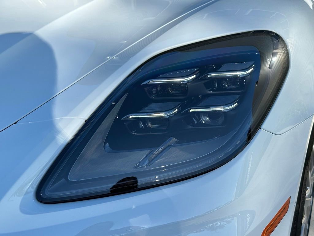 Used 2026 Porsche Panamera 4 image 13