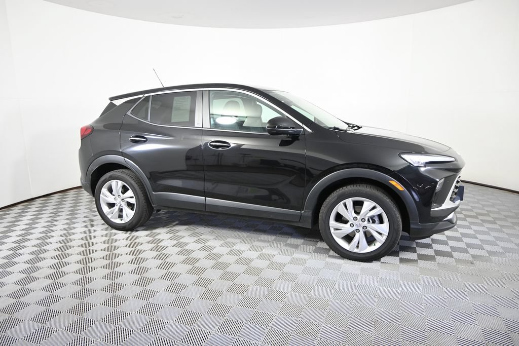 Used 2025 Buick Encore GX Preferred FWD image 8