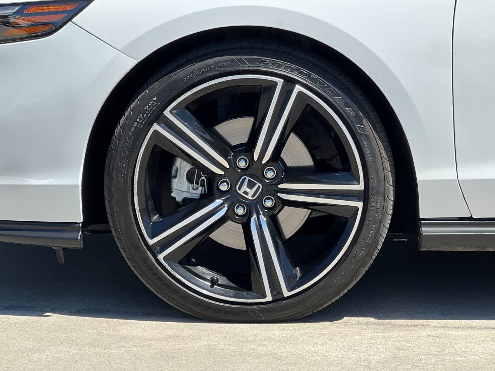 Used 2025 Honda Accord Sport image 26