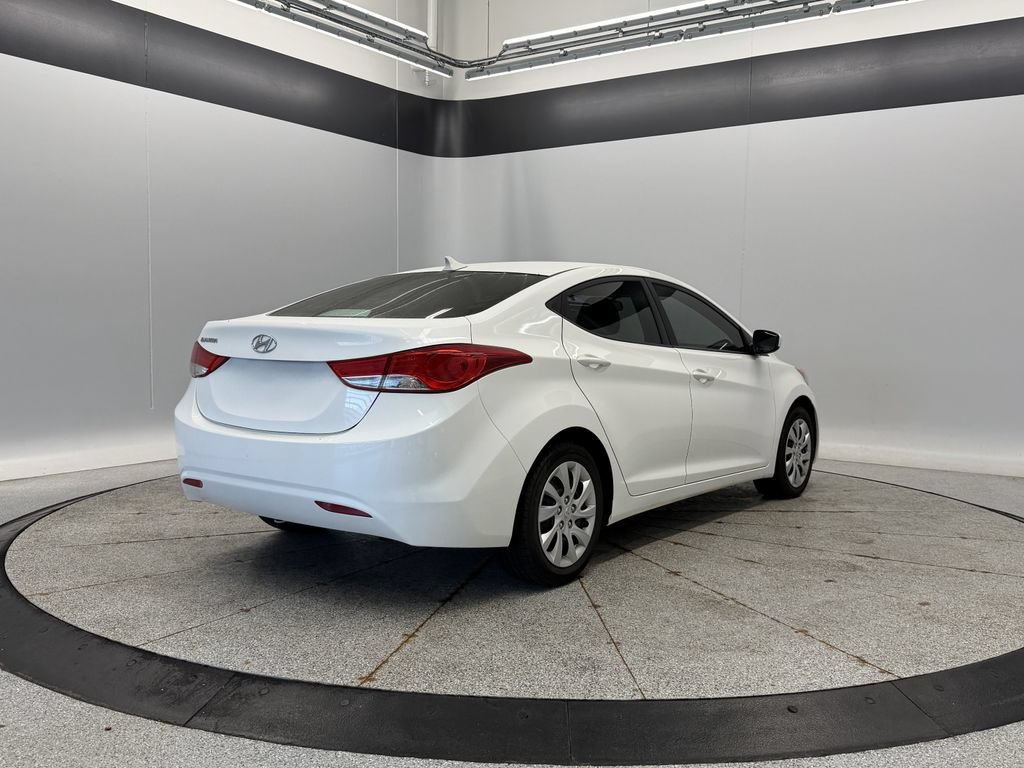 Used 2013 Hyundai Elantra GLS FWD image 6