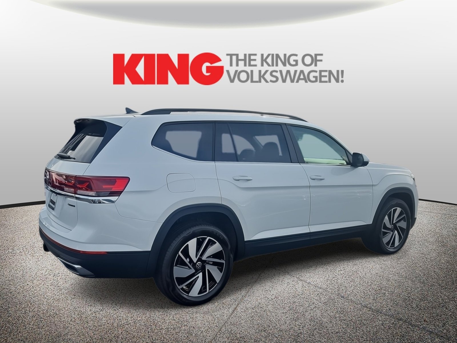 New 2026 Volkswagen Atlas SE image 3