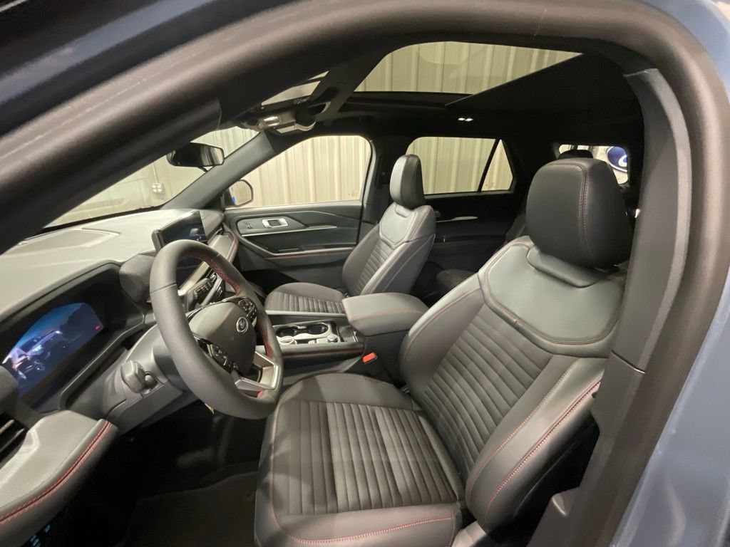 Used 2026 Ford Explorer ST-Line AWD/4WD image 9
