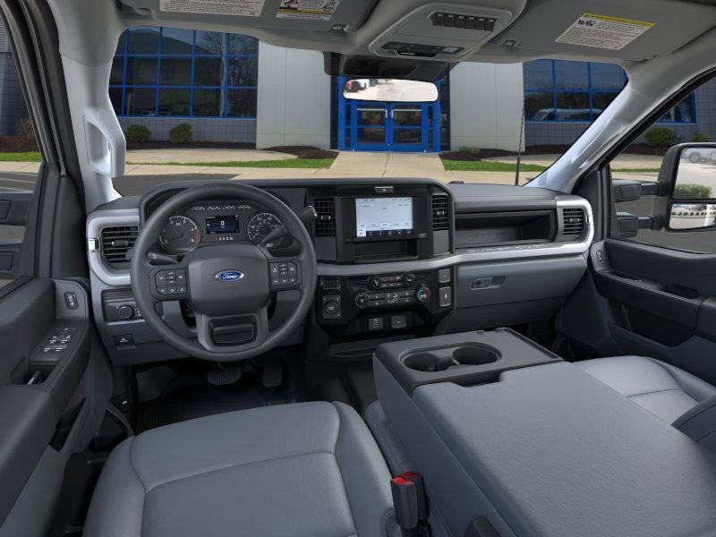 New 2026 Ford F550 4x4 Crew Cab image 9