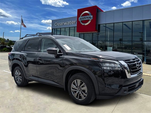 New 2025 Nissan Pathfinder SV w/ Cargo Package