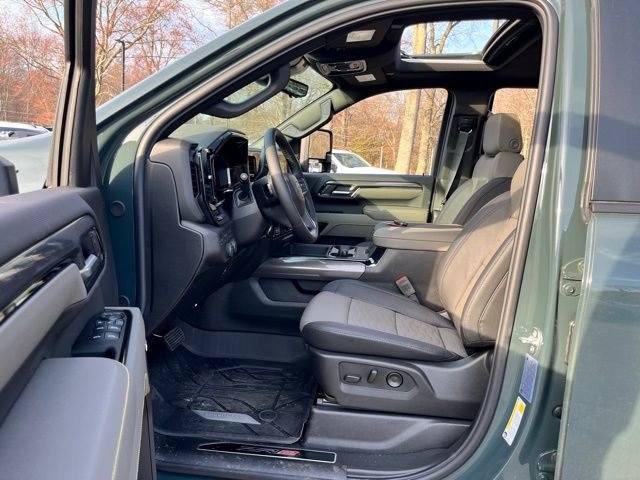 New 2026 Chevrolet Silverado 2500 ZR2 image 16