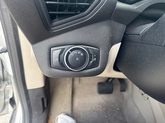 Used 2016 Ford C-MAX SE w/ Equipment Group 201A FWD image 21