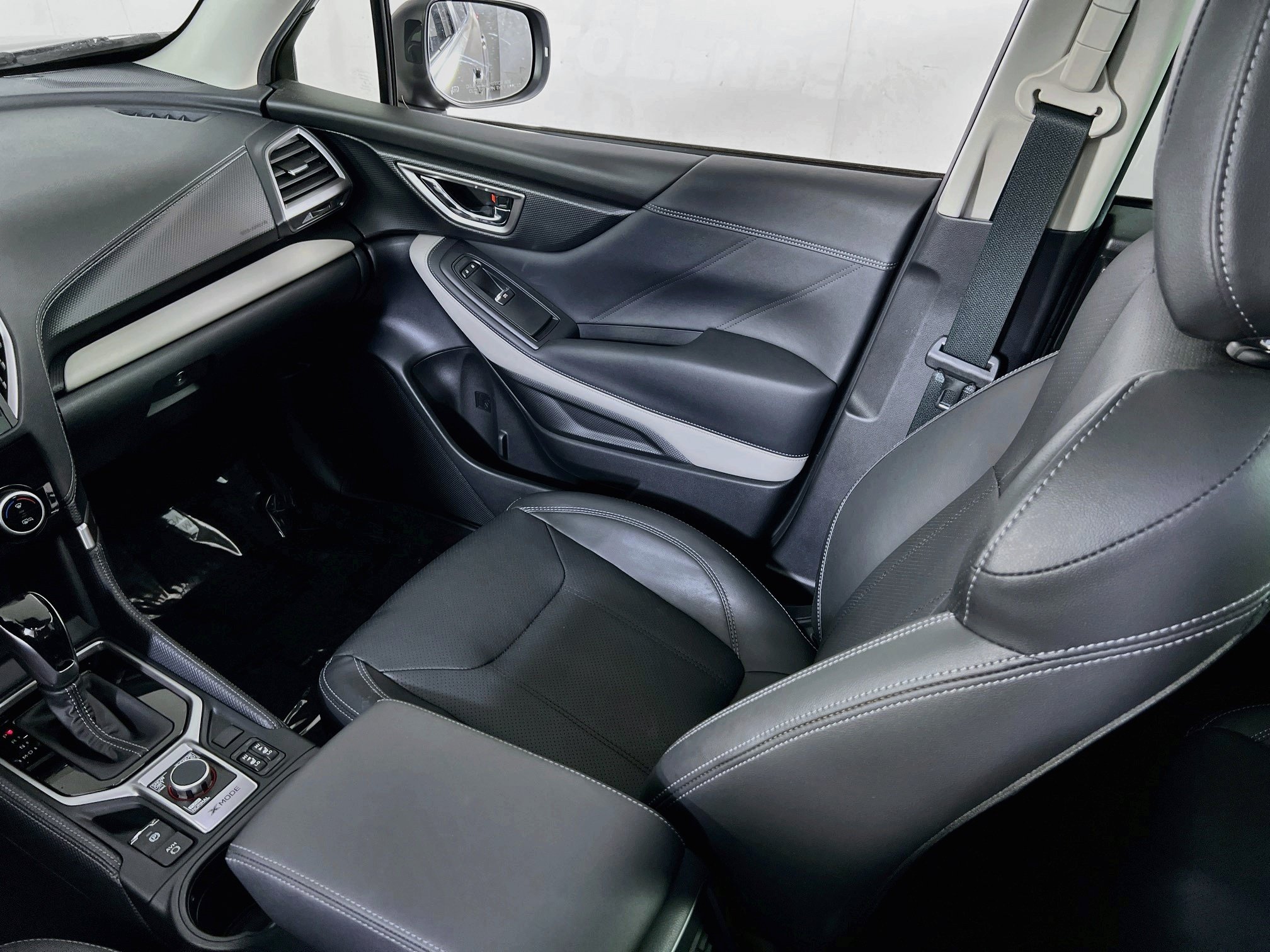 Used 2023 Subaru Forester Limited AWD/4WD image 23