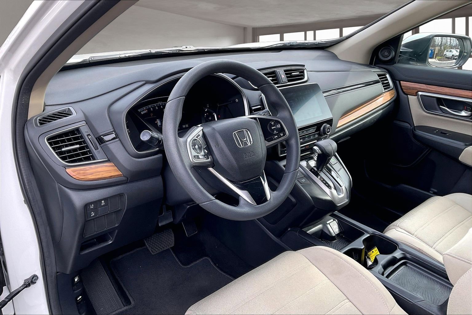 Used 2018 Honda CR-V EX image 17