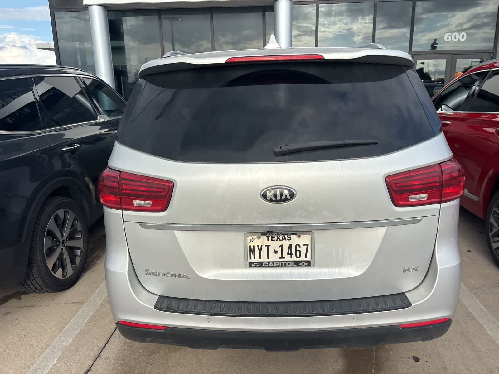 Used 2019 Kia Sedona EX image 5
