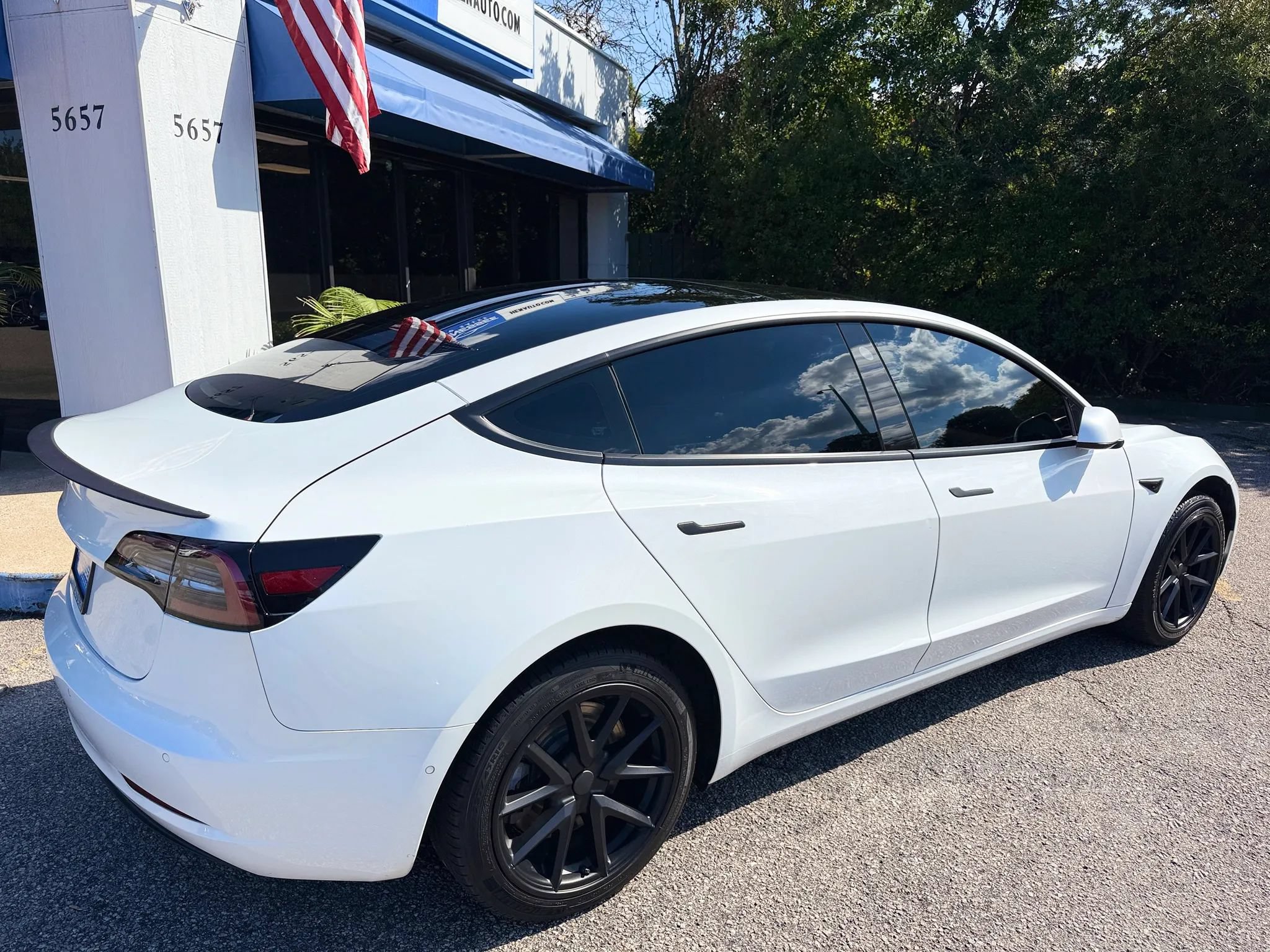 Used 2019 Tesla Model 3 Standard Range Plus RWD image 17