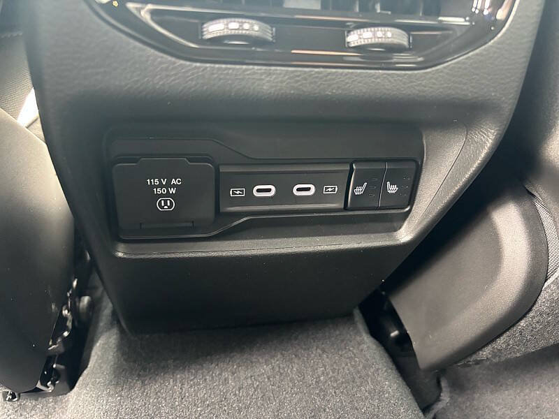 New 2026 Jeep Grand Cherokee Limited AWD/4WD image 13