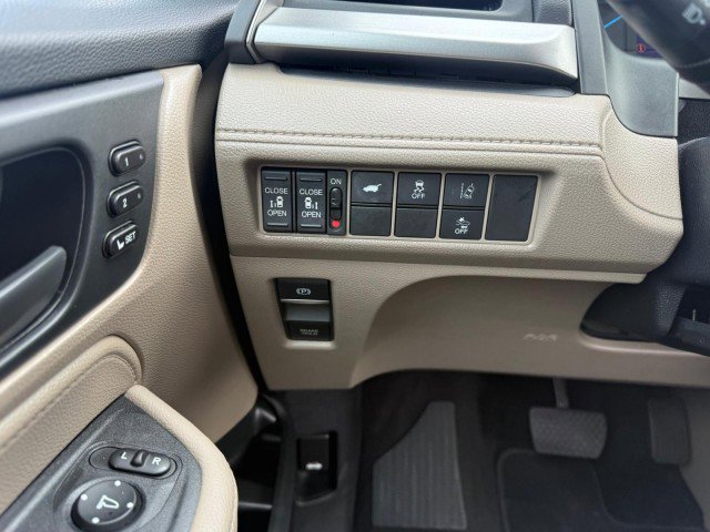 Used 2019 Honda Odyssey EX-L image 19