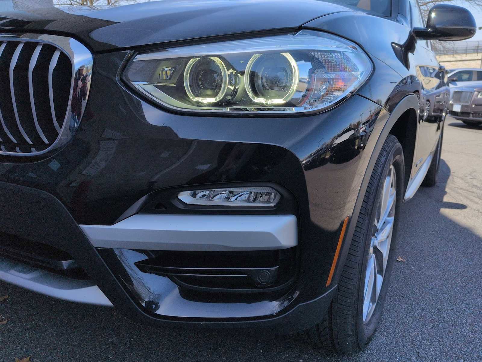 Used 2018 BMW X3 xDrive30i image 11