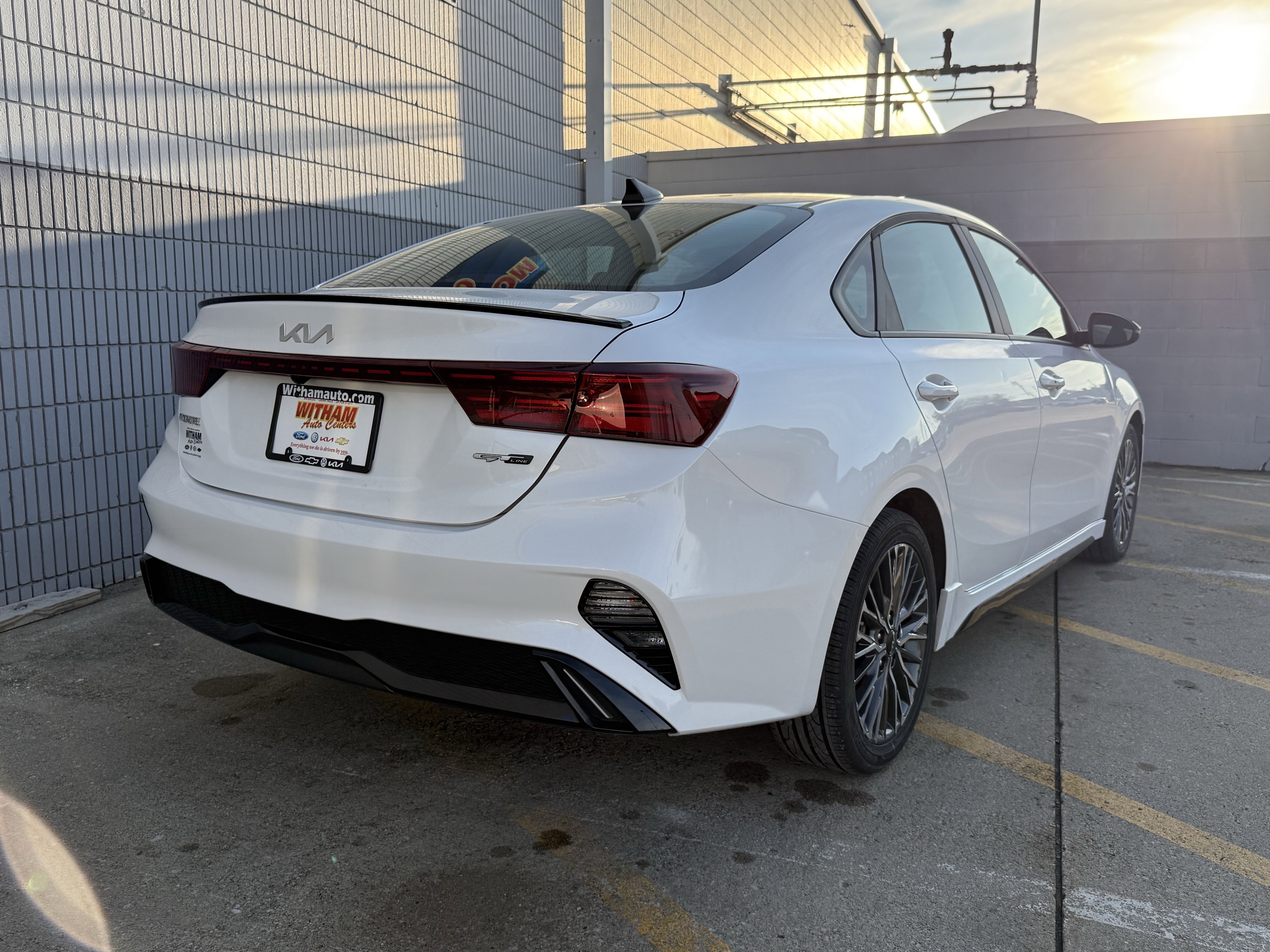 Used 2024 Kia Forte GT-Line w/ GT-Line Premium Package image 4