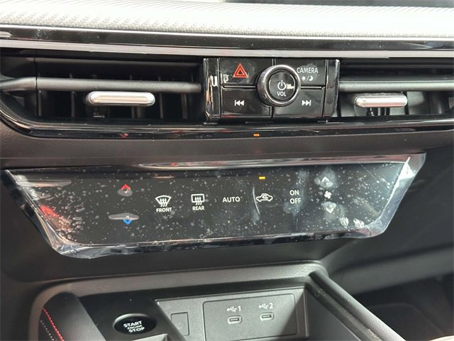 New 2025 Nissan Kicks SR image 21