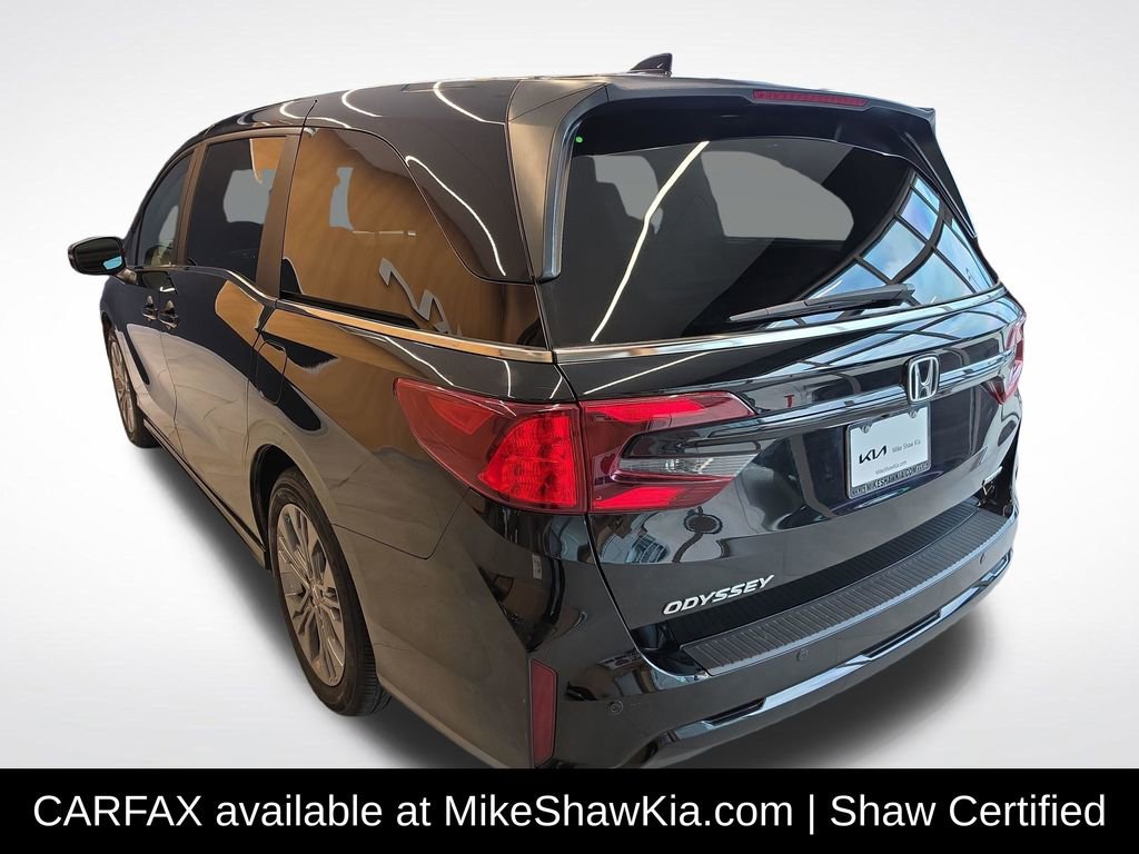 Used 2025 Honda Odyssey Touring image 4