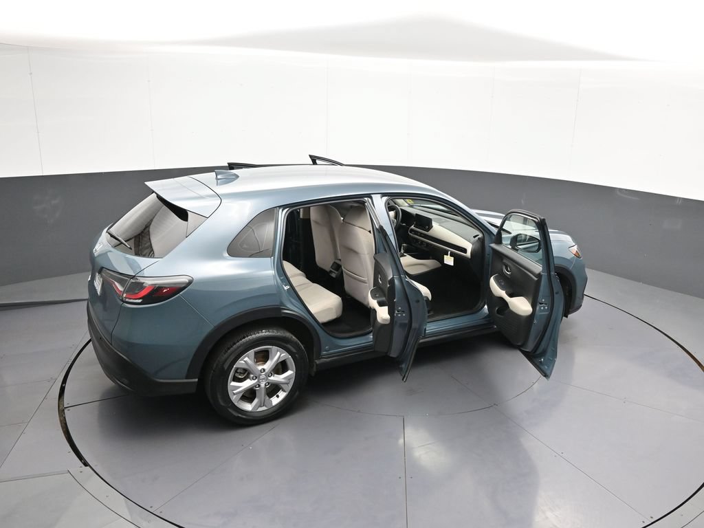 Certified 2025 Honda HR-V LX image 43