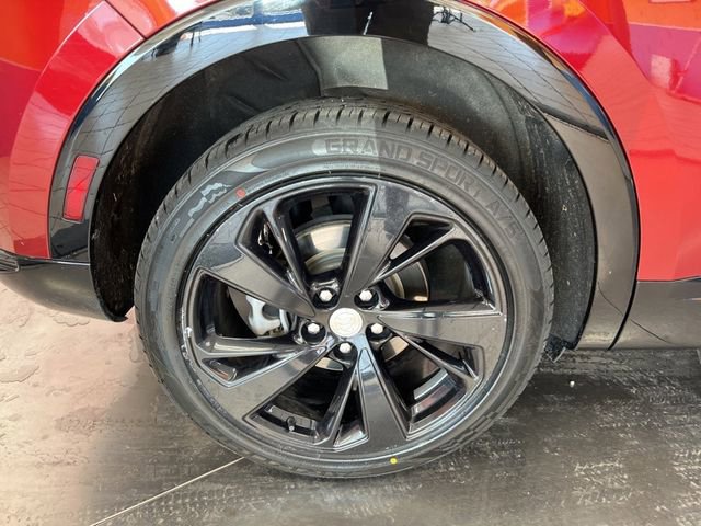 Used 2021 Buick Envision Preferred w/ Sport Touring Package FWD image 9