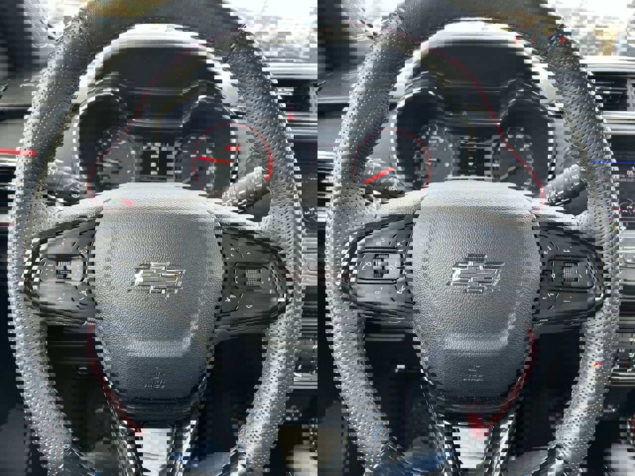 Used 2023 Chevrolet TrailBlazer RS image 25