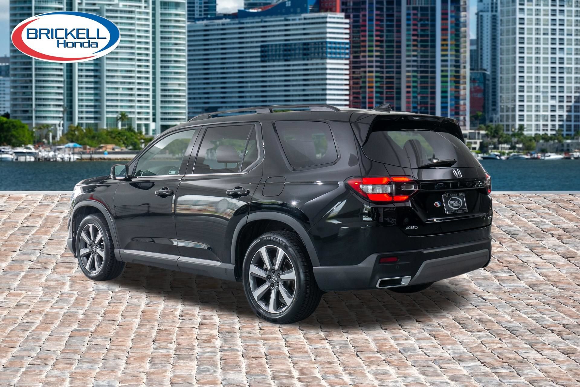 Certified 2023 Honda Pilot Touring image 6
