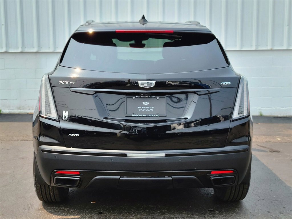 Certified 2022 Cadillac XT5 Sportv w/ LPO, ONYX Package image 4